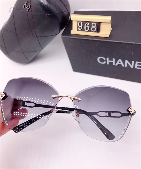 Chanel Sunglass A 019